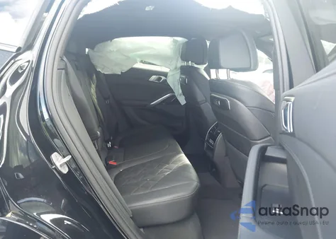 2025 BMW X6 xDrive40I z USA, uszkodzony, nr VIN 5UX33EX05S9X63684